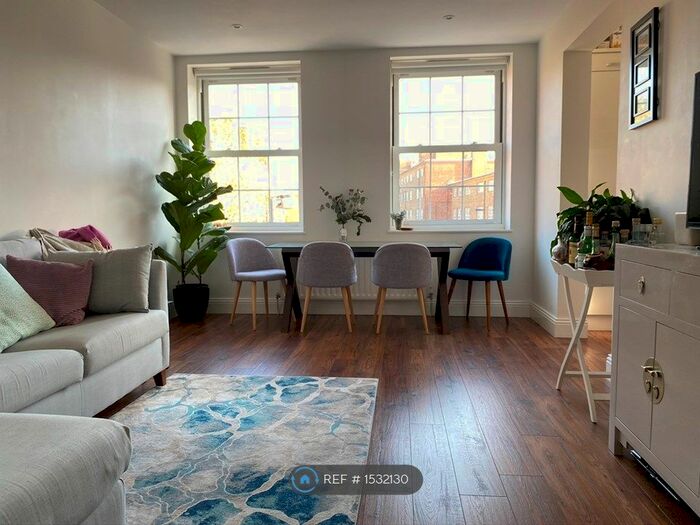 2 Bedroom Flat To Rent In West Lane, Bermondsey, SE16