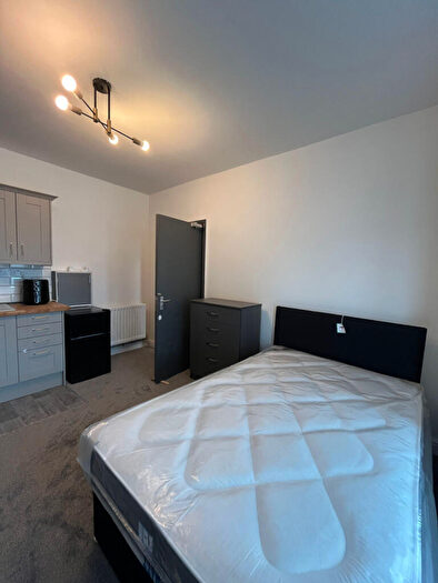 1 Bedroom End Of Terrace House To Rent In Collis Street, Stourbridge, DY8