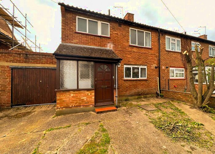 3 Bedroom Semi-Detached House To Rent In Charlock Way, Watford, WD18
