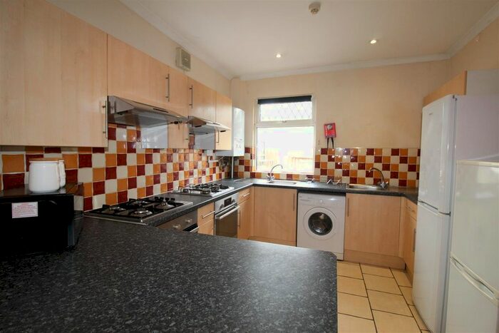 6 Bedroom Property To Rent In Cathays Terrace, Cathays, Cardiff, CF24