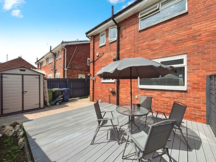 3 Bedroom Semi-detached House For Sale In Galsworthy Road, South Shields, NE34