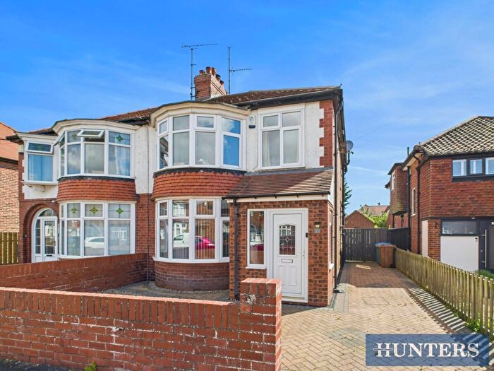 3 Bedroom Semi-detached House For Sale In Rosebery Avenue, Bridlington, YO15