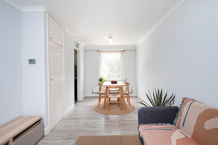 1 Bedroom Flat To Rent In Regan Way, Hoxton, London, N1