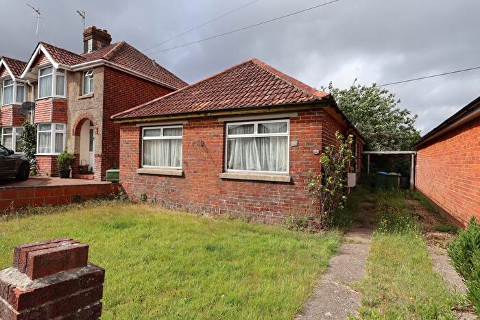 3 Bedroom Property For Sale In Midanbury, Southampton, SO18