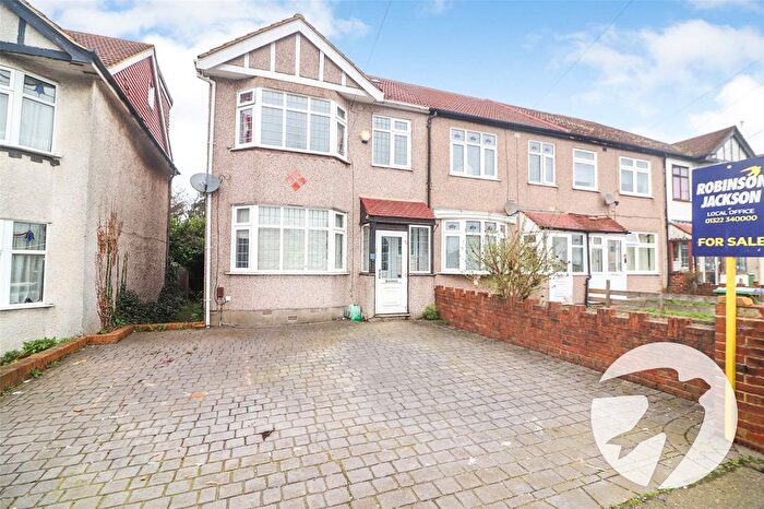 4 Bedroom End Terrace House For Sale In Belmont Road, Northumberland Heath, Kent, DA8