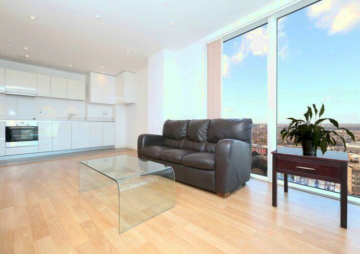 2 Bedroom Apartment To Rent In Residence Tower London, N4