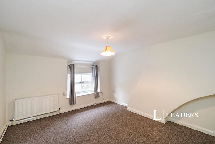 2 Bedroom Apartment To Rent In Bridge Street, DE56