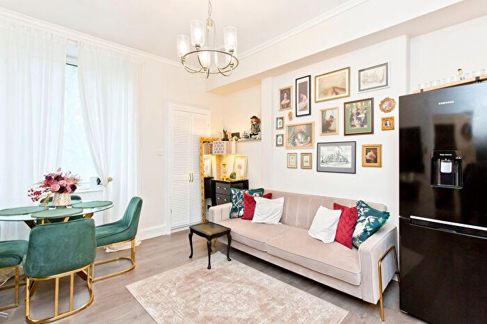 1 Bedroom Flat For Sale In / Bothwell Street, Leith, Edinburgh, EH7