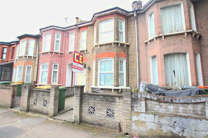 4 Bedroom Terraced House To Rent In Milton Avenue, London, E6