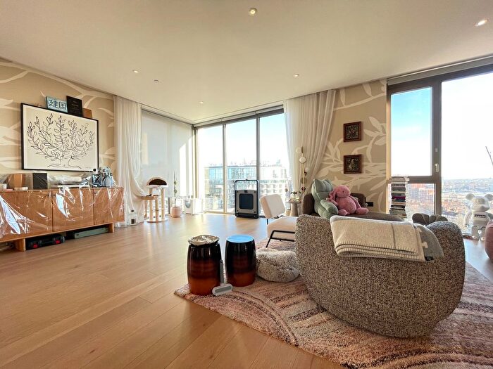 3 Bedroom Flat To Rent In Palmer Road, London, SW11