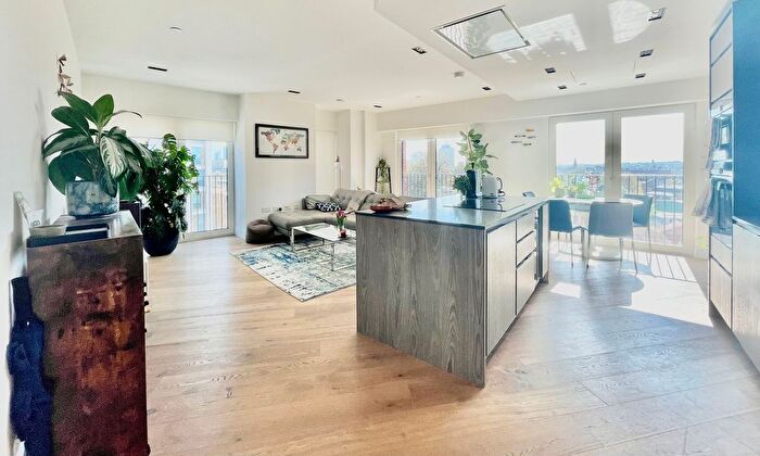 2 Bedroom Flat To Rent In Exchange Gardens, Keybridge Tower, SW8