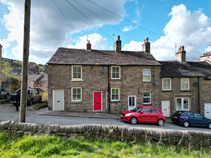 2 Bedroom Cottage To Rent In Lord Street, Bollington, SK10