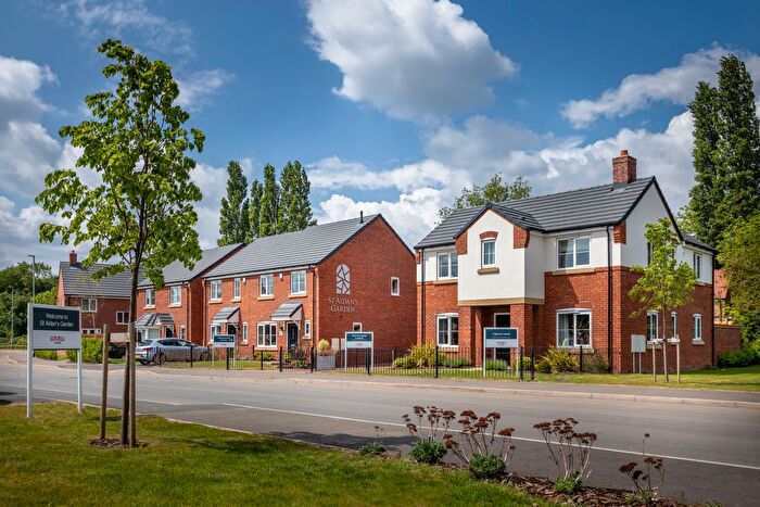 4 Bedroom Detached House For Sale In Shobnall Road, Burton Upon Trent, DE14