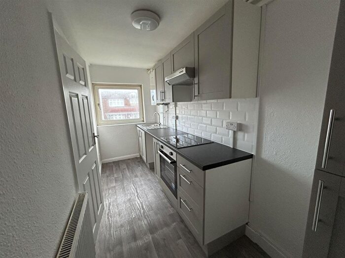 1 Bedroom Flat To Rent In Vicarage Lane, Gravesend, DA12