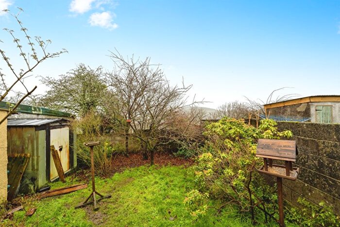 2 Bedroom Semi-Detached House For Sale In Cwm Nant, Cimla, Neath, SA11