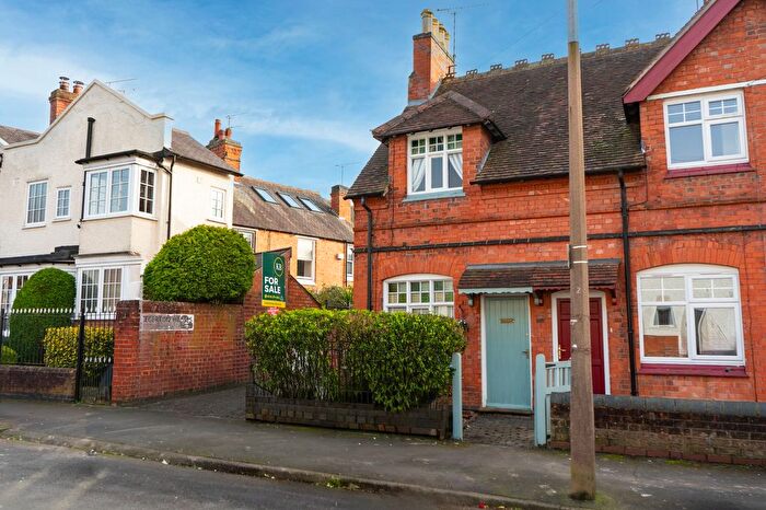 2 Bedroom Terraced House For Sale In South Knighton Road, South Knighton, Leicester, LE2