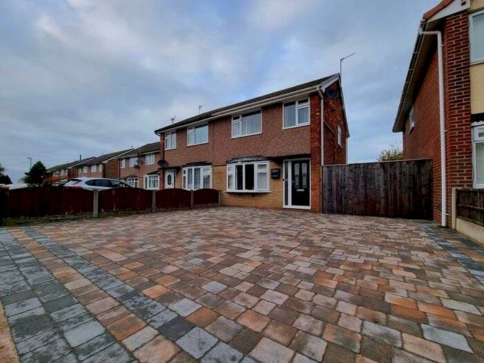 3 Bedroom Property For Sale In Langdale Avenue, Hesketh Bank, Preston, PR4