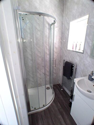 1 Bedroom Flat To Rent In Mersey Road, Blackpool, FY4