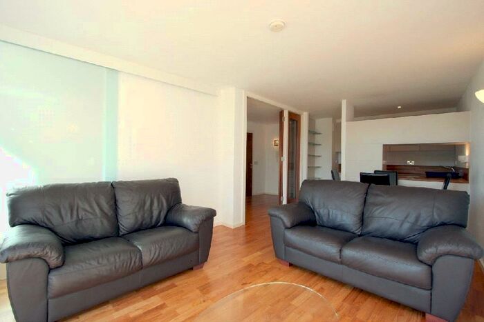 2 Bedroom Apartment To Rent In Myddelton Passage, Clerkenwell, London, EC1R
