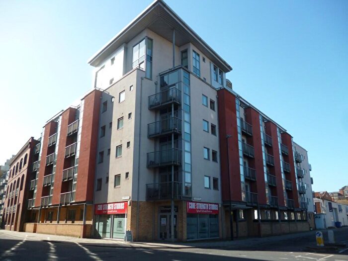 2 Bedroom Apartment To Rent In City Centre, Thomas Court, BS1