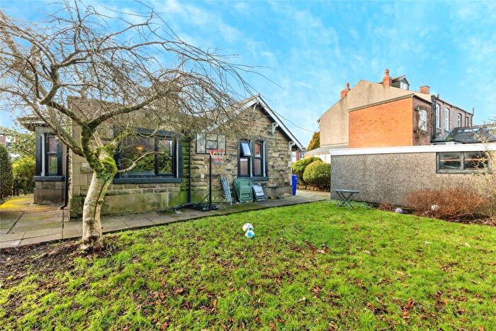 2 Bedroom Bungalow For Sale In Bury Road, Tottington, Bury, Greater Manchester, BL8