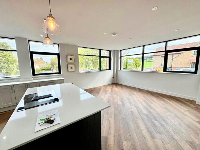 2 Bedroom Apartment To Rent In Pool Road, Leeds, West Yorkshire, LS21