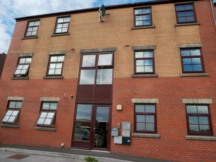 2 Bedroom Apartment To Rent In Turners Place, Rochdale, OL12