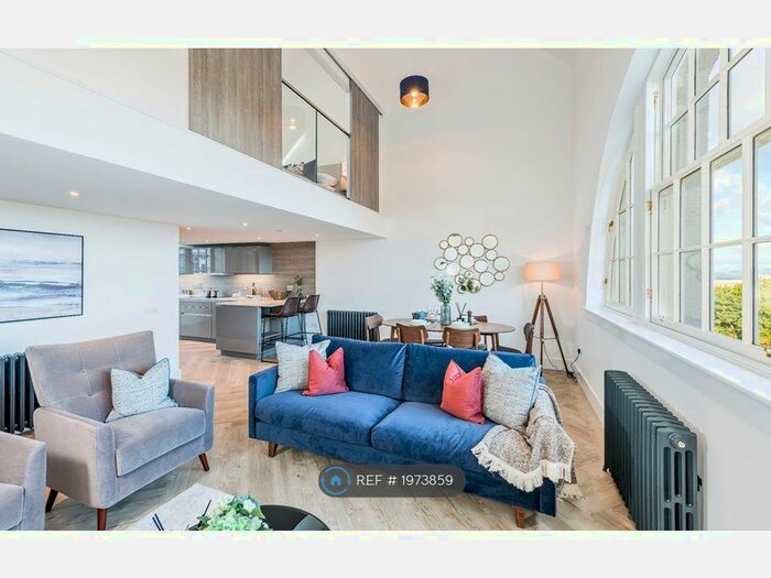 3 Bedroom Flat To Rent In Viewforth, Edinburgh, EH10