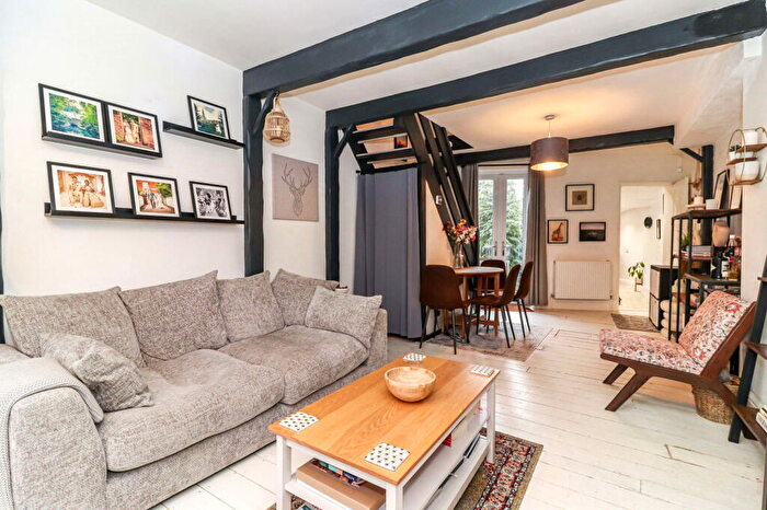 3 Bedroom Terraced House For Sale In Eskdale Avenue, Chesham, HP5