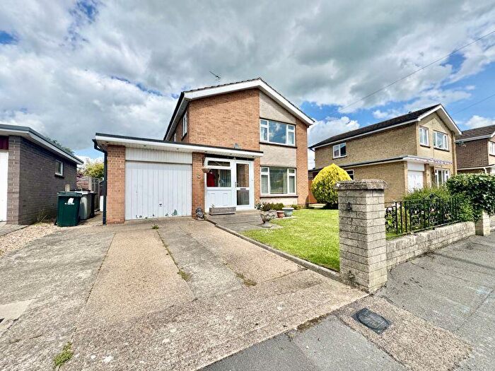3 Bedroom Detached House For Sale In Elm Drive Louth, LN11