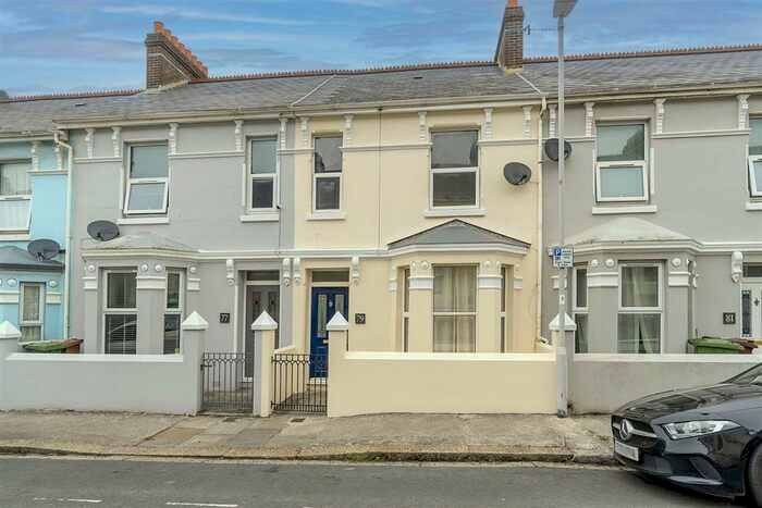 3 Bedroom House To Rent In South Milton Street, Cattedown, Plymouth, PL4