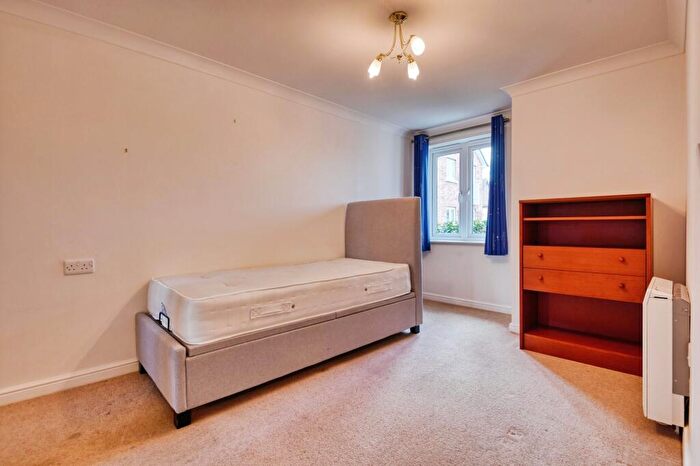 1 Bedroom Apartment For Sale In Owen Court, Sutton Coldfield, B75
