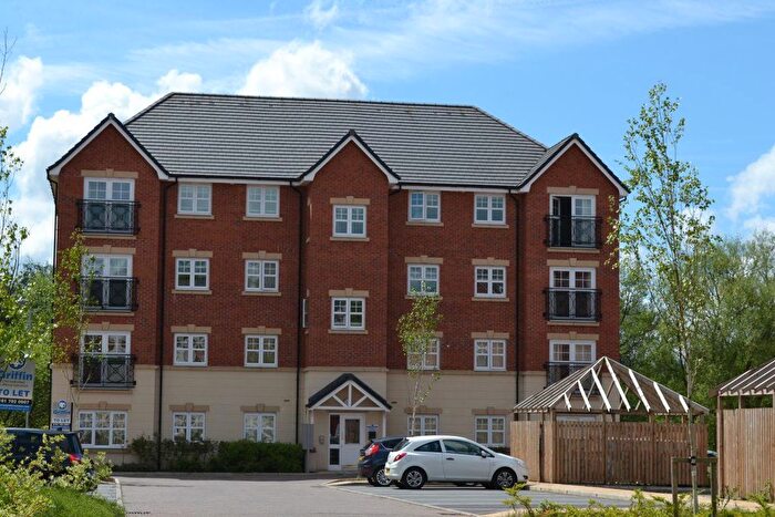 2 Bedroom Flat To Rent In Astley Brook Close, Bolton, BL1
