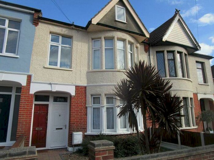 2 Bedroom Maisonette To Rent In Victoria Road, Southend-On-Sea, SS1