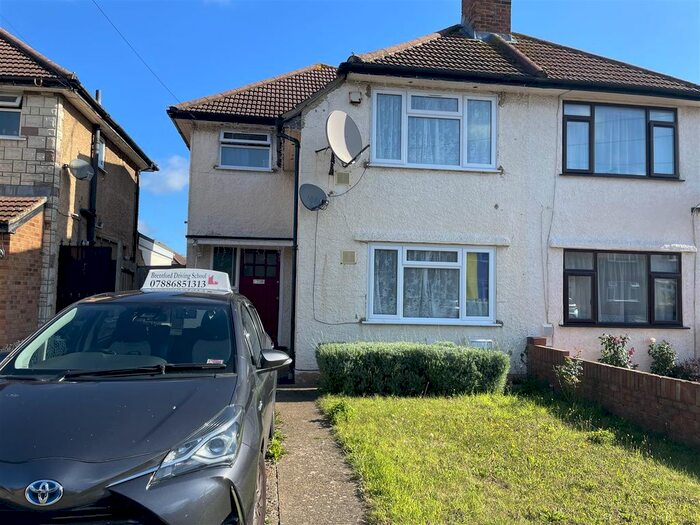 3 Bedroom Semi-Detached House To Rent In Summerhouse Avenue, Heston, Hounslow, TW5