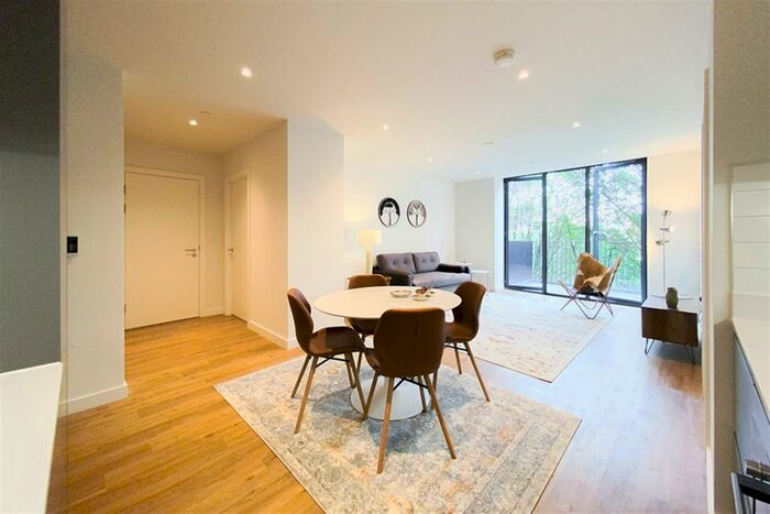 2 Bedroom Apartment To Rent In Mount Yard, Old Mount Street, M4