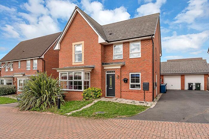 4 Bedroom Detached House For Sale In Bullfinch Close, East Leake, LE12