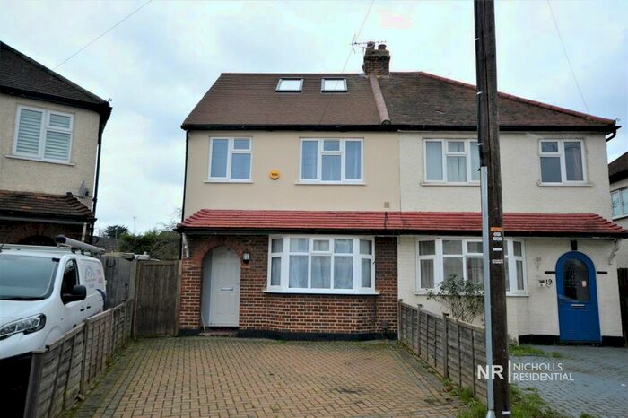 4 Bedroom Semi-Detached House To Rent In Ronelean Road, Surbiton, Surrey., KT6
