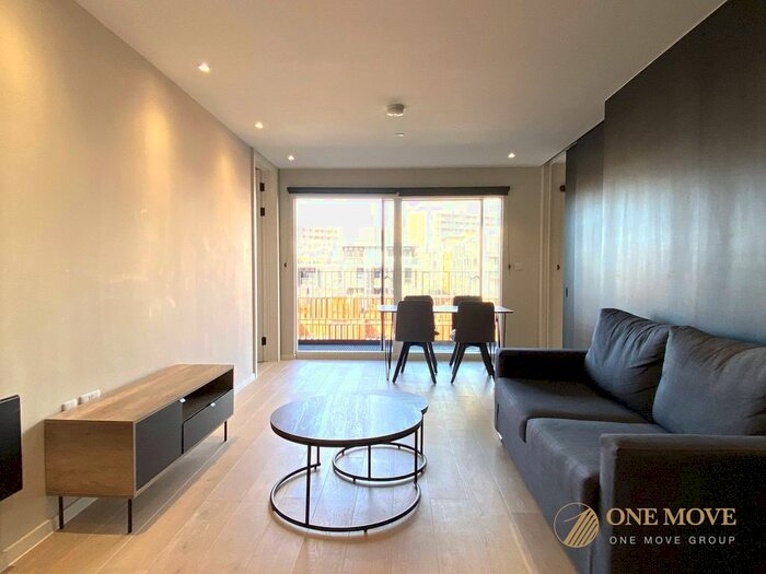 2 Bedroom Flat To Rent In City Gardens, Manchester, M15