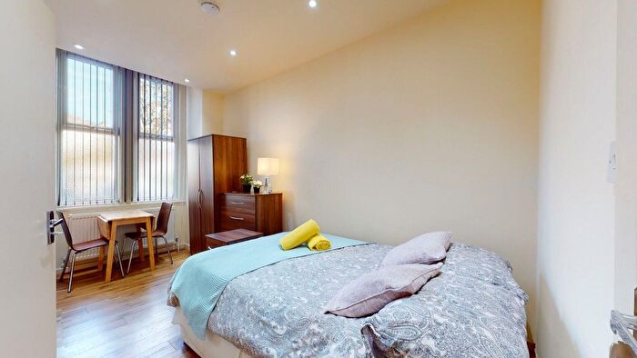 Studio To Rent In St. Pauls Avenue, London, NW2