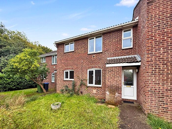 1 Bedroom Flat For Sale In Alderton Way, Trowbridge, Wiltshire, BA14
