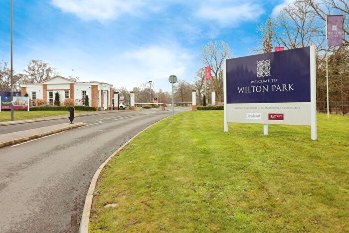 2 Bedroom Flat For Sale In Charsley Road, Wilton Park, Beaconsfield, HP9
