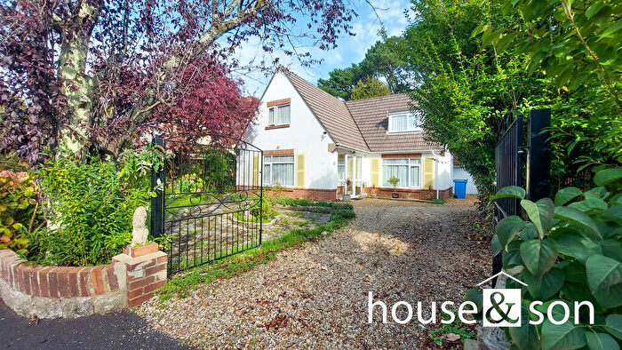 3 Bedroom Detached House For Sale In Branksome Hill Road, Talbot Woods, Bournemouth, BH4