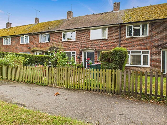 4 Bedroom Terraced House For Sale In Boundary Close, Crawley, RH10