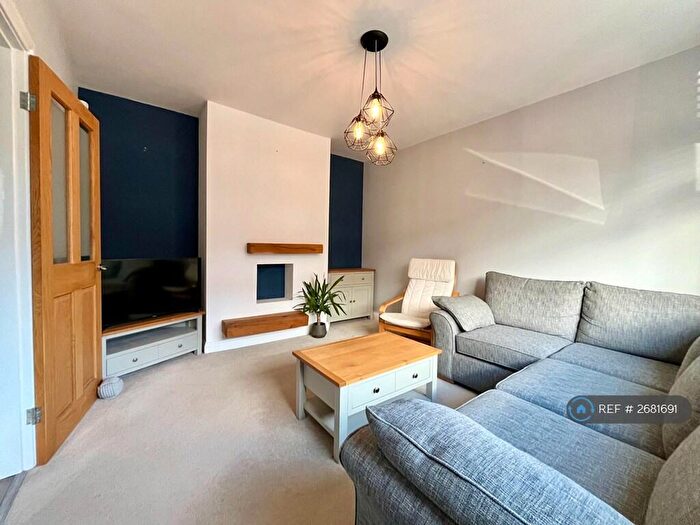 3 Bedroom Terraced House To Rent In Ecclesbridge Road, Stockport, SK6