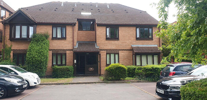 2 Bedroom Flat To Rent In Marwell Close, Romford, London, RM1