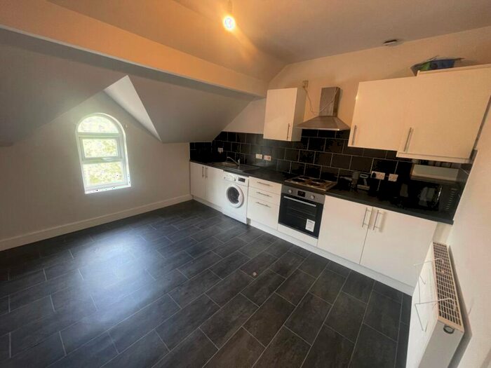 1 Bedroom Flat To Rent In Balby Road, Doncaster, DN4
