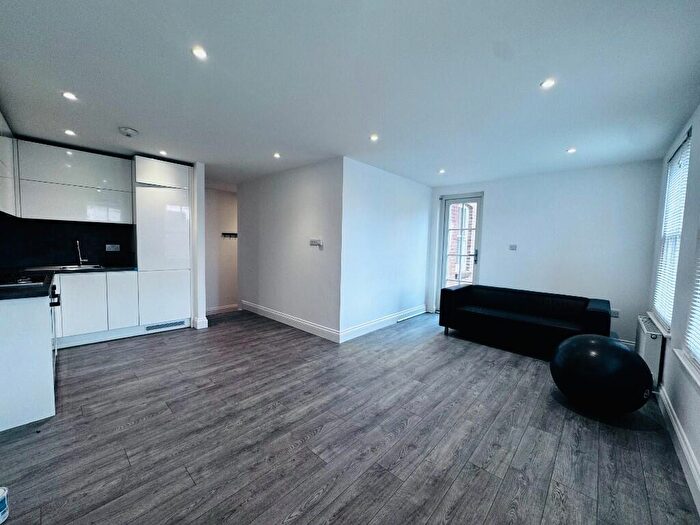 1 Bedroom Apartment To Rent In Winchester Street, Basingstoke, Hampshire, RG21
