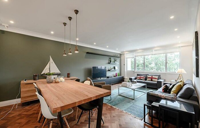 3 Bedroom Apartment To Rent In Harewood Avenue, Marylebone, London, NW1