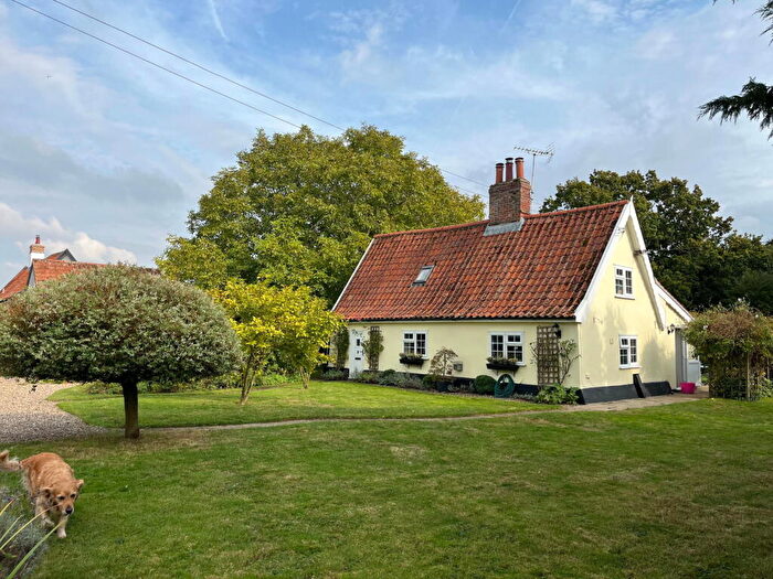 3 Bedroom Detached House For Sale In Aspall Green, Stowmarket, Suffolk, IP14